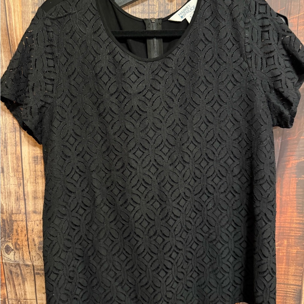 Market & Spruce Black Short-Sleeve Lace Overlay‎ Tunic